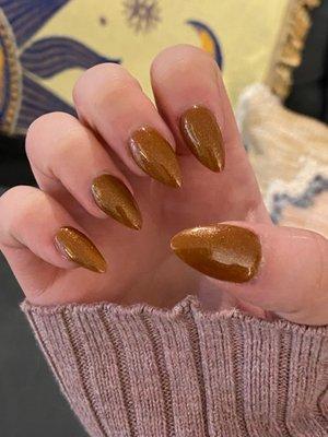 Almond-shaped acrylics with gel polish (shade: Oktoberfest)