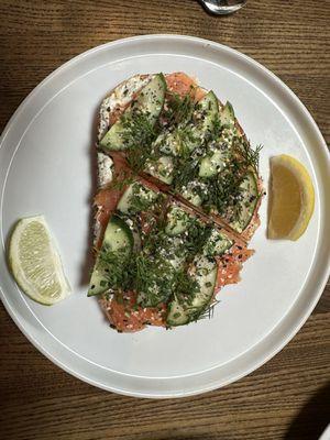 Salmon toast