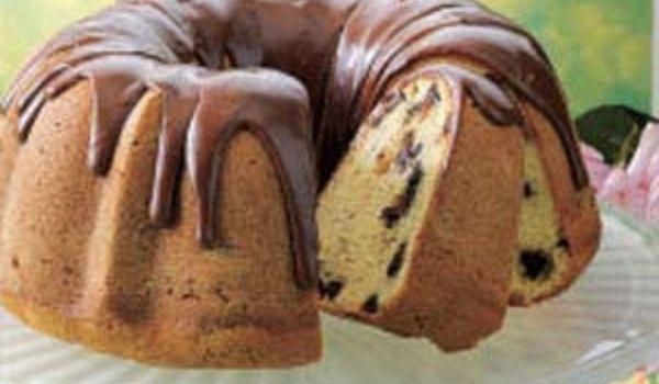 Chocolate chip pound cakes