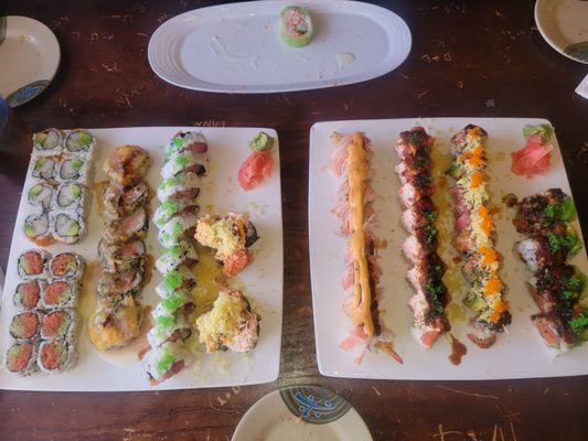 Sushi rolls