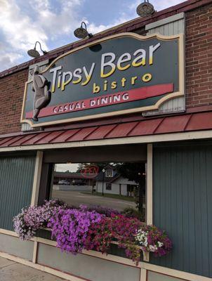 Tipsy Bear Bistro Outdoor Patio Dining