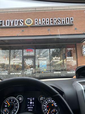 Floyd's 99 Barbershop