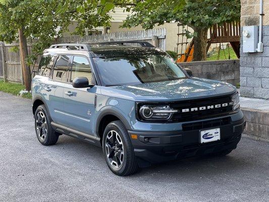 Ford Bronco Outerbanks I'm Area 51