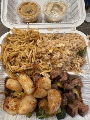 Hibachi Scallops (L) and steak