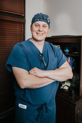 Dr. Kenneth L. Anderson III is an oral surgeon for Coastal Jaw Surgery in Spring Hill Florida.