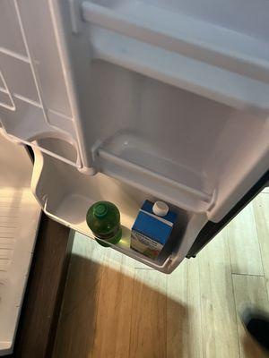 Fridge was not clean out