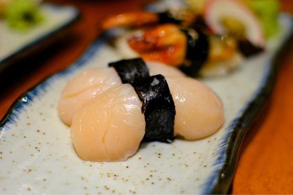 Hotate Nigiri