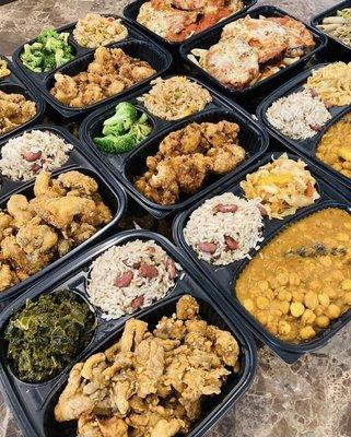 Assorted vegan meal preps