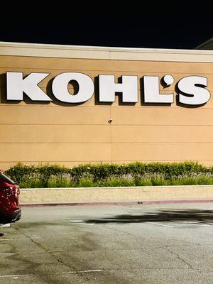 Kohl's front entrance! Eastvale...in between raggedy ass Best Buy and Tillys.