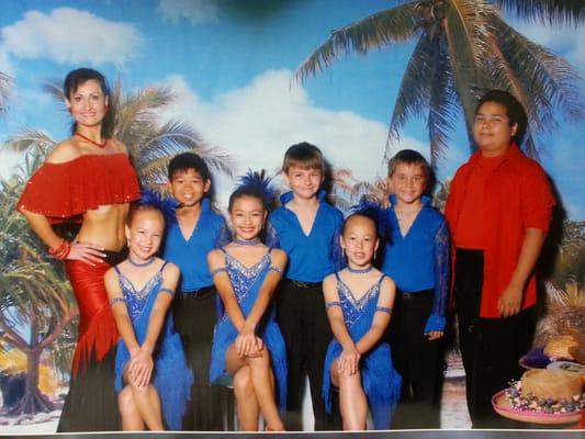 Keiki dance troupe