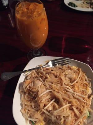 Thai Iced Tea with Chicken Pad Thai and peanut sauce