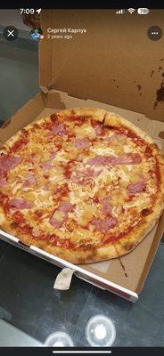 Hawaiian Pizza