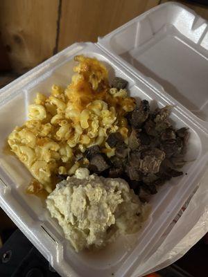 Brisket, potato salad and baked mac