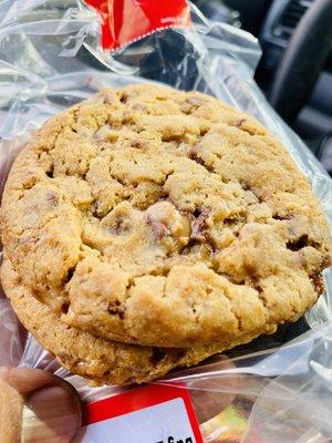 Heath crunch cookies