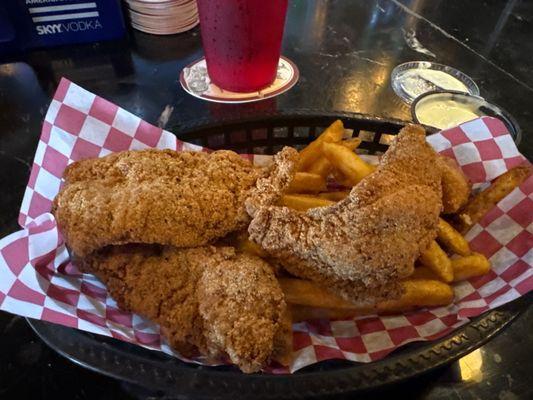 Fried catfish lunch basket