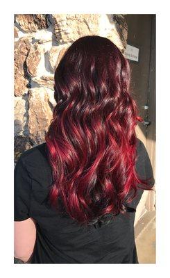 Rich Red to vibrant Red Colormelt