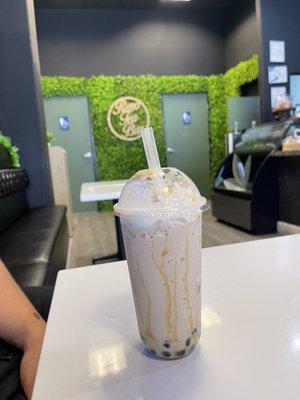 Large Carmal frappe with boba