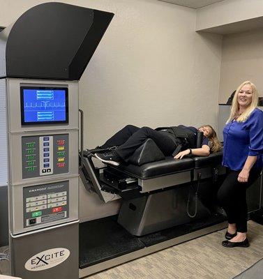 DRX9000 Spinal Decompression machine for Non-Surgical help with low back and neck disc issues.