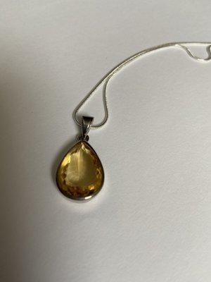 Citrine pendant with chain