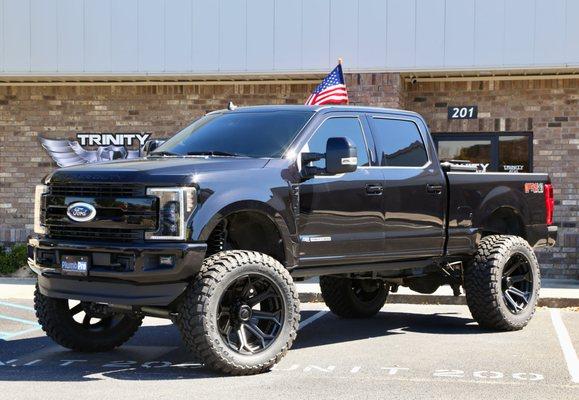 Trinity Motorsports 8 inch Fabtech Dirt Logic lift , 24x12 Fuel Siege wheels, & 40-in TOYOs