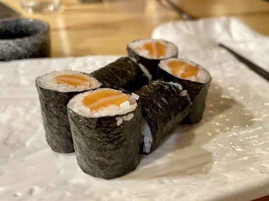 Salmon roll