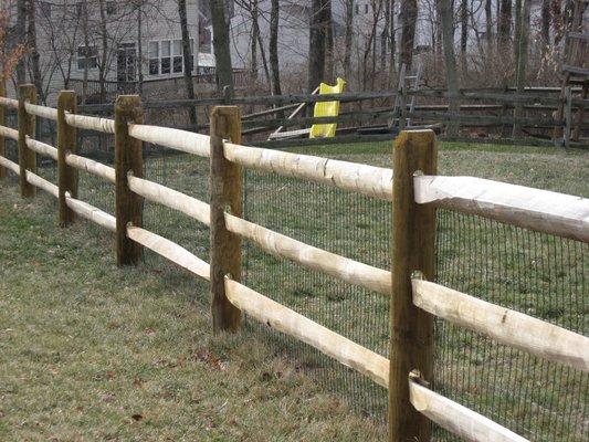 3 Rail Split Rail w/wire