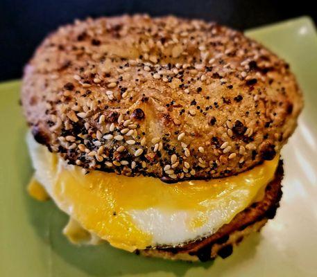 Pub Hub Coffee WIH Breakfast Sandwich