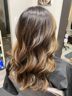 Caramel balayage with cut