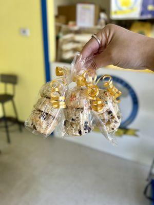 3 mini scones for party favors