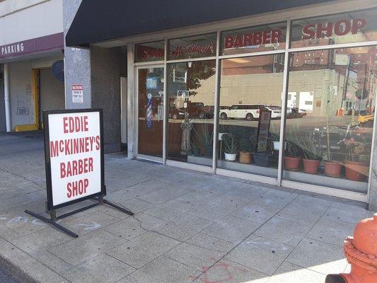 Eddie McKinney's Barber Shop