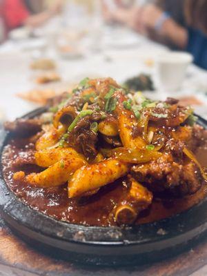 Maeun YangNyum Dwaeji Galbi - spicy marinated Beef rib