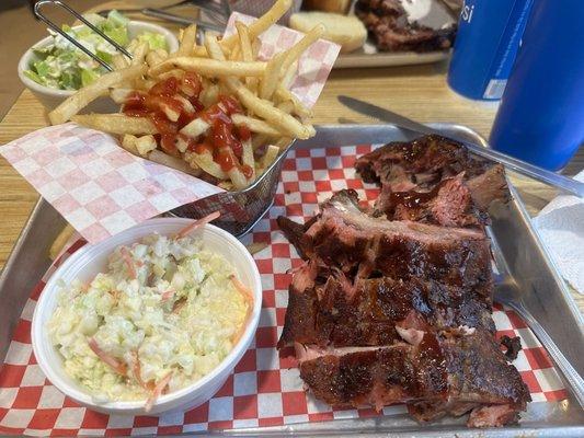 The best bbq in Prescott area which includes Chino Valley. I love Up in Smoke! Friendly and quite affordable.