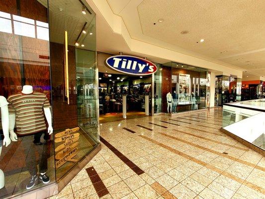 Tillys