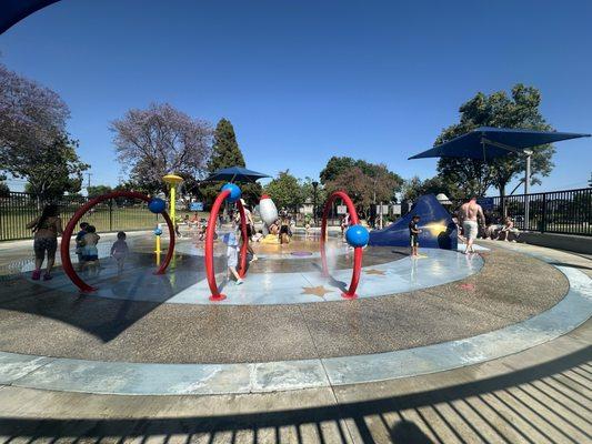 Splash pad