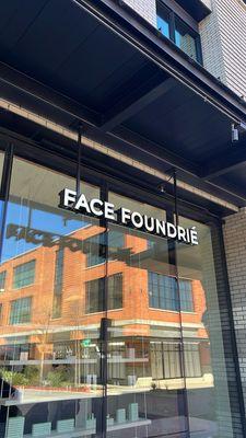 Face Foundrie Entrance