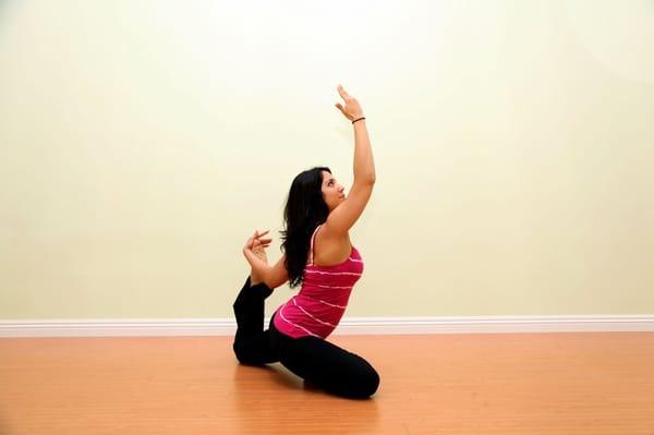 Monique Jaime in King Pigeon - Eka Pada Rajakapotasana