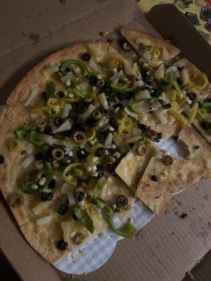 Veggies on cracker like crust