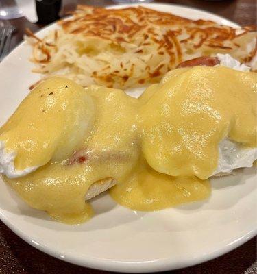 I LOVE Eggs Benedict and this one gets a 10.