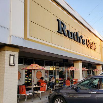 Storefront for Ruth's Café