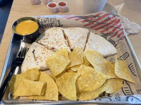 Beef quesadilla with chips & queso