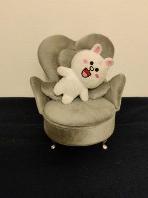 Grey jewelry box - Cony has fun on it!