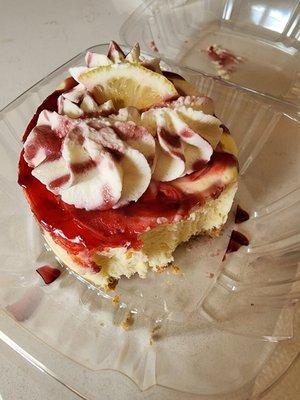 Mini raspberry lemon cheesecake