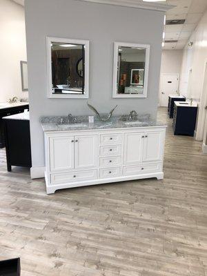 Competitive prices and high quality pieces for your new bathroom, a bathroom remodel, or just a change! Come check us out