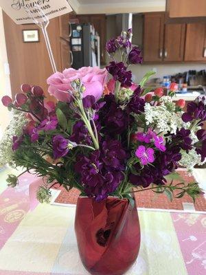 Mother's Day Flowers back (Deluxe)