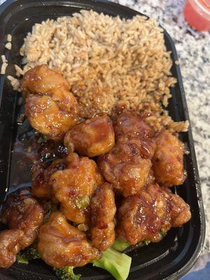 C22. General Tso's Chicken Combo