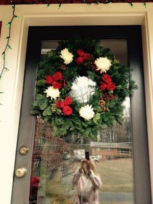 This is the wreath that was delivered. Sad.