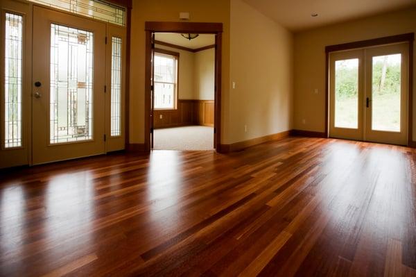 Wood floor: cleaning - polishing - sanding - staining - refinishing