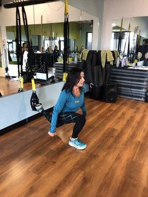 Deep elevated Trx Split Squat