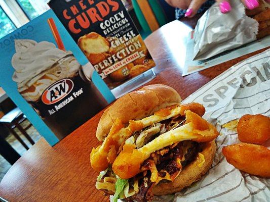 Favorite location, beautiful decorative dining room , Double Crispy Bacon Cheeseburger