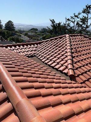 Moctezuma Roofing, Inc